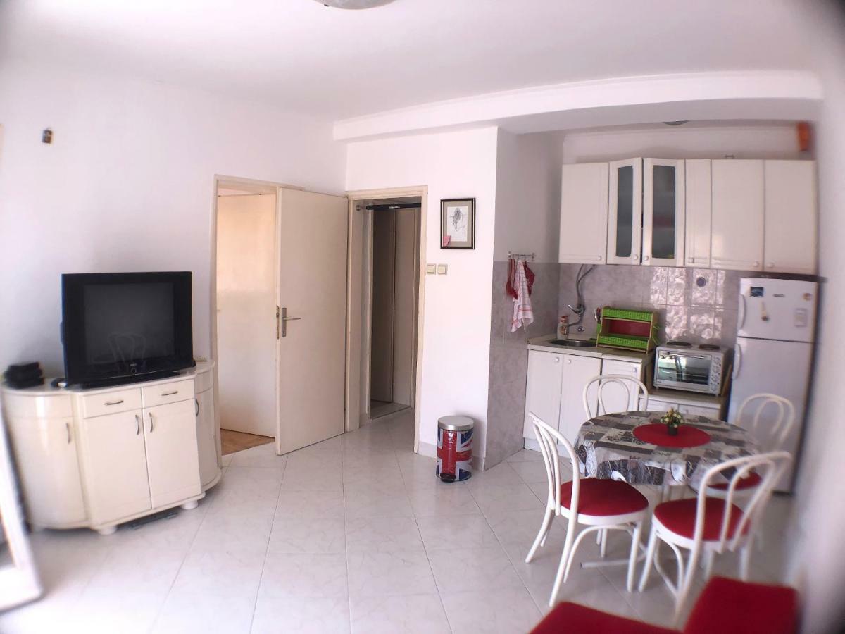 One Bedroom Apartment 500M From The Beach Μπούντβα Εξωτερικό φωτογραφία